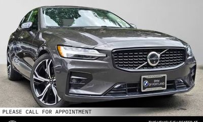 2024 Volvo S60 Plus Dark