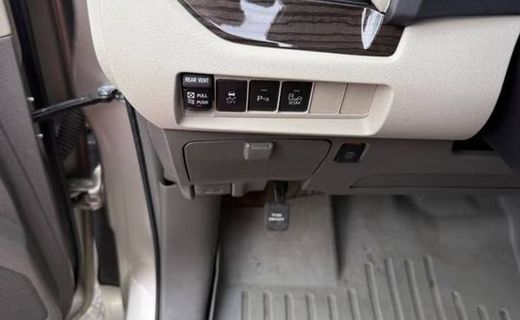 2015 Toyota Sienna XLE Premium