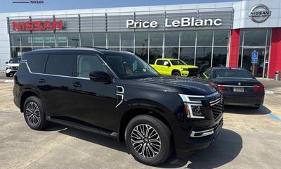 2025 Nissan Armada Platinum
