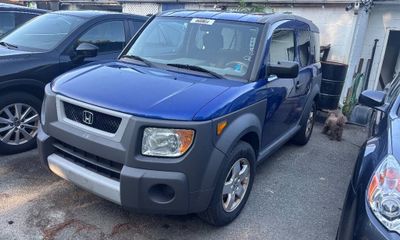 2005 Honda Element EX