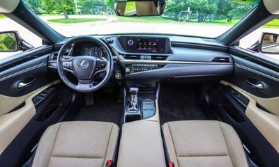 2021 Lexus ES 350 Base