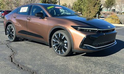 2026 Toyota Crown Platinum