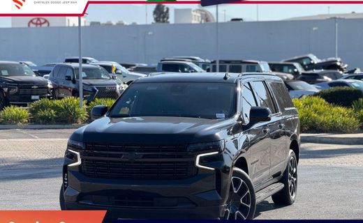 2023 Chevrolet Suburban RST