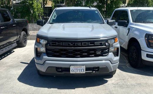 2024 Chevrolet Silverado Custom