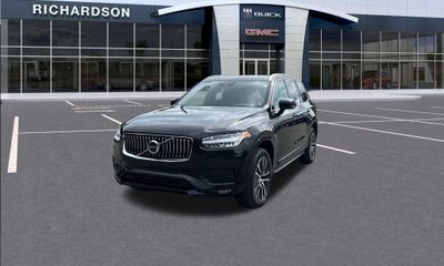 2020 Volvo XC90 Momentum