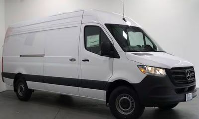 2025 Mercedes-Benz Sprinter 907
