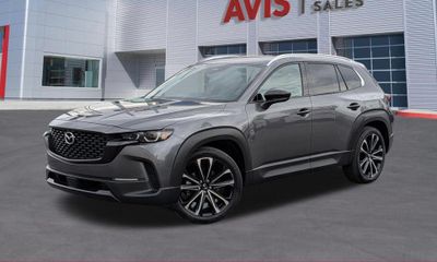 2025 Mazda CX-50 Premium Plus