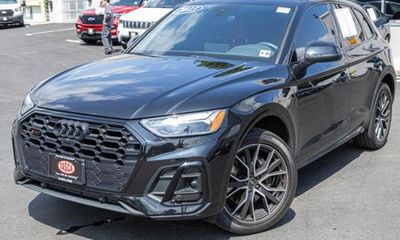 2023 Audi SQ5 Quattro Premium Plus