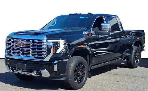 2024 GMC Sierra HD Denali
