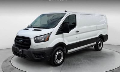 2023 Ford Transit 150 LOW Roof