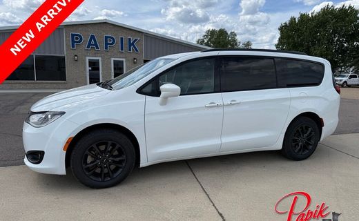 2020 Chrysler Pacifica Touring L