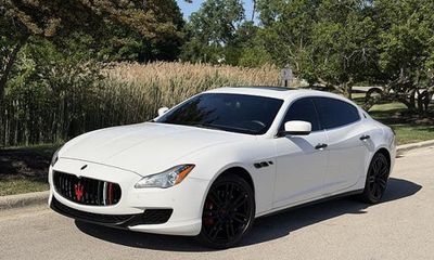 2016 Maserati Quattroporte Essence