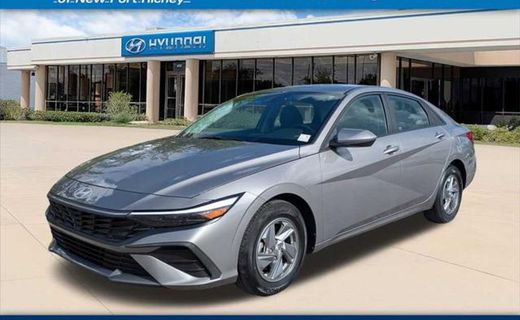 2024 Hyundai Elantra SE