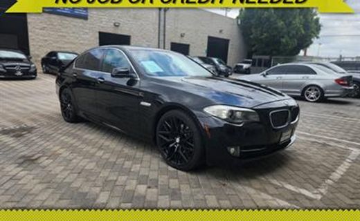 2013 BMW 528i I