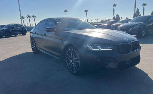 2023 BMW M5