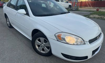 2011 Chevrolet Impala LT 2FL