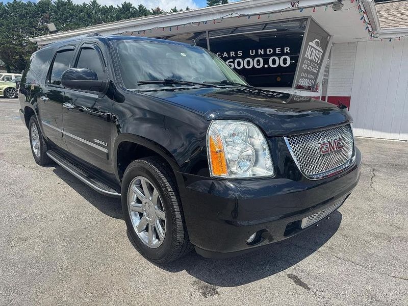2013 Gmc Yukon — a typically priced live listing