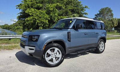 2024 Land Rover Defender 110 S