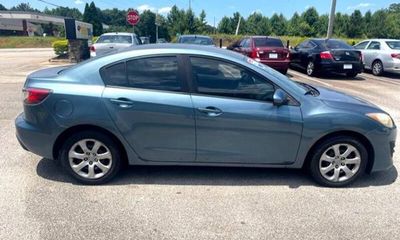 2010 Mazda MAZDA3 I