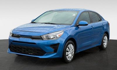 2023 Kia RIO LX S