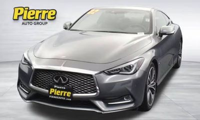 2022 Infiniti Q60 Luxe