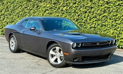 2015 Dodge Challenger SXT