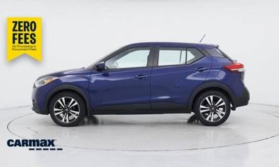 2019 Nissan Kicks S