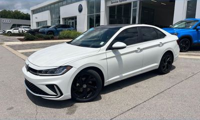 2025 Volkswagen Jetta SE