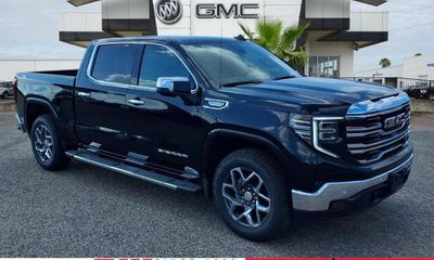 2026 GMC Sierra SLT