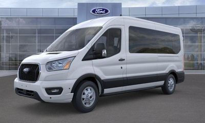 2025 Ford Transit Medium Roof