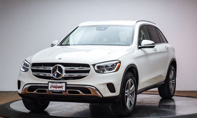 2022 Mercedes-Benz GLC-Class GLC300