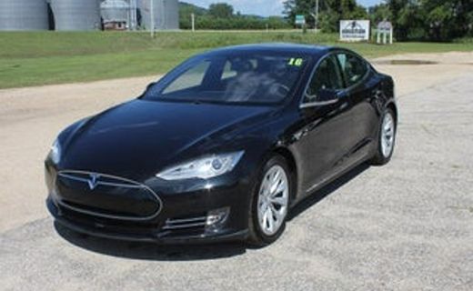 2016 Tesla Model S 85D