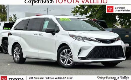 2023 Toyota Sienna XSE
