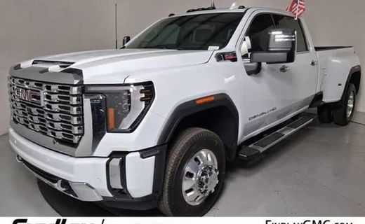 2026 GMC Sierra HD Denali