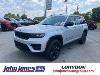 2024 Jeep Grand Cherokee Laredo