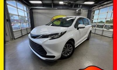 2024 Toyota Sienna Others