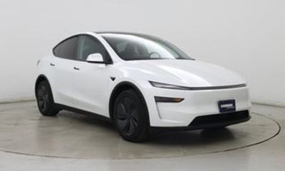 2026 Tesla Model Y Long Range