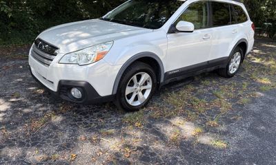 2013 Subaru Outback Premium CWP