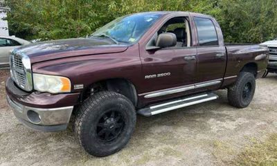 2005 Dodge Ram Laramie