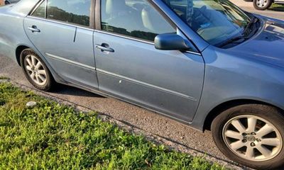 2004 Toyota Camry LE
