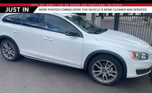 2016 Volvo V60CC SV33 Premier