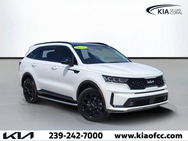 2022 Kia Sorento — a typically priced live listing