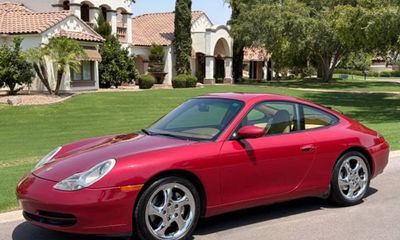 2001 Porsche 911 Carrera