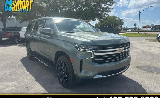 2023 Chevrolet Suburban LT