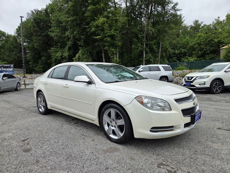 2011 Chevrolet Malibu — a typically priced live listing