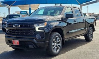 2024 Chevrolet Silverado RST