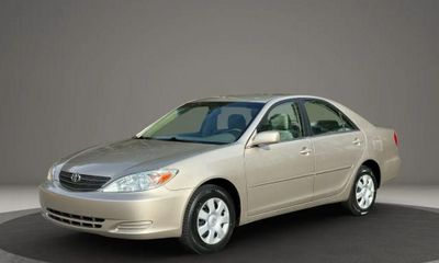 2003 Toyota Camry LE