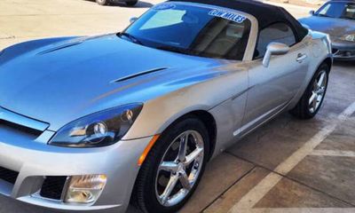 2007 Saturn SKY RED Line