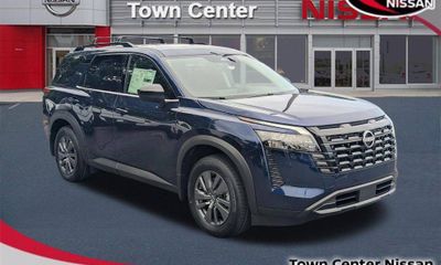 2026 Nissan Pathfinder SV
