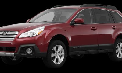 2013 Subaru Outback Limited M R